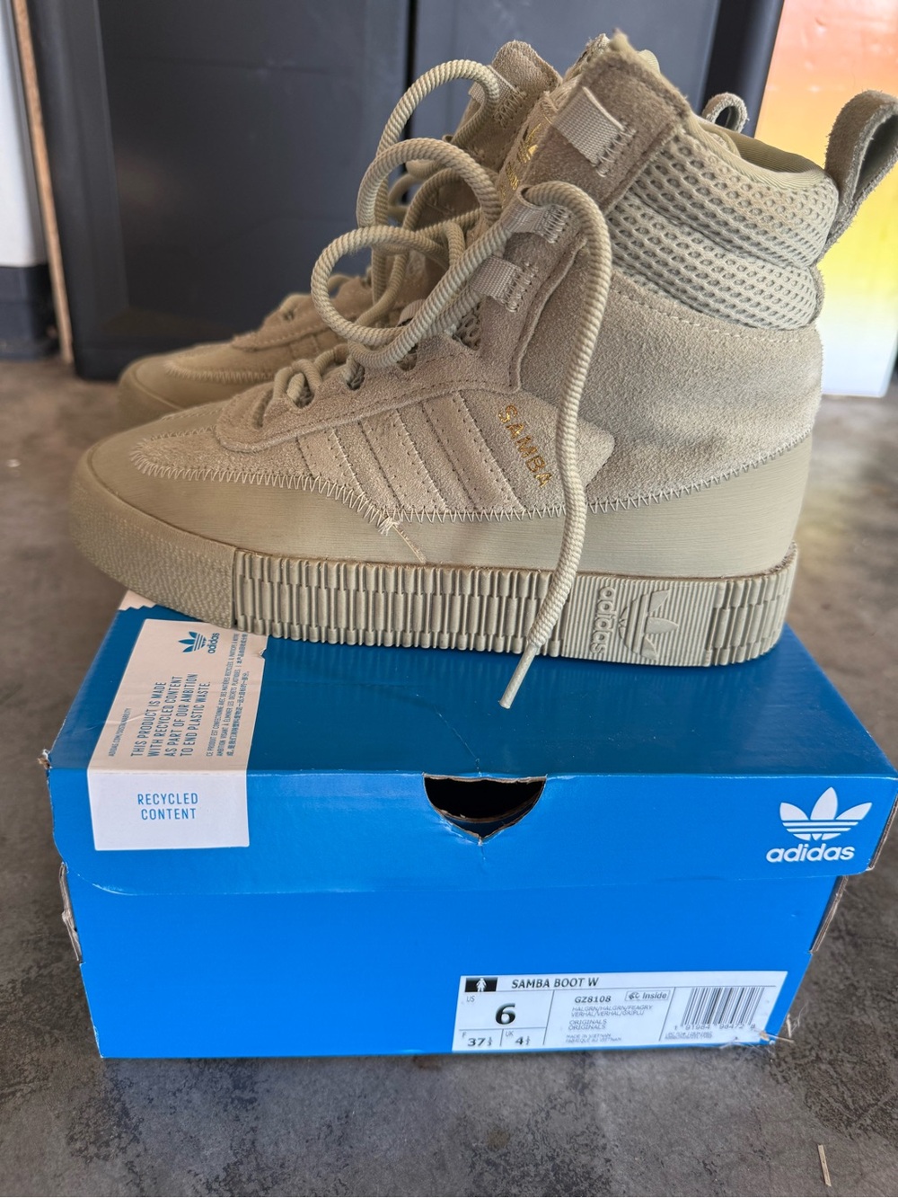Adidas Women’s Samba Boot - SMALL FLAW